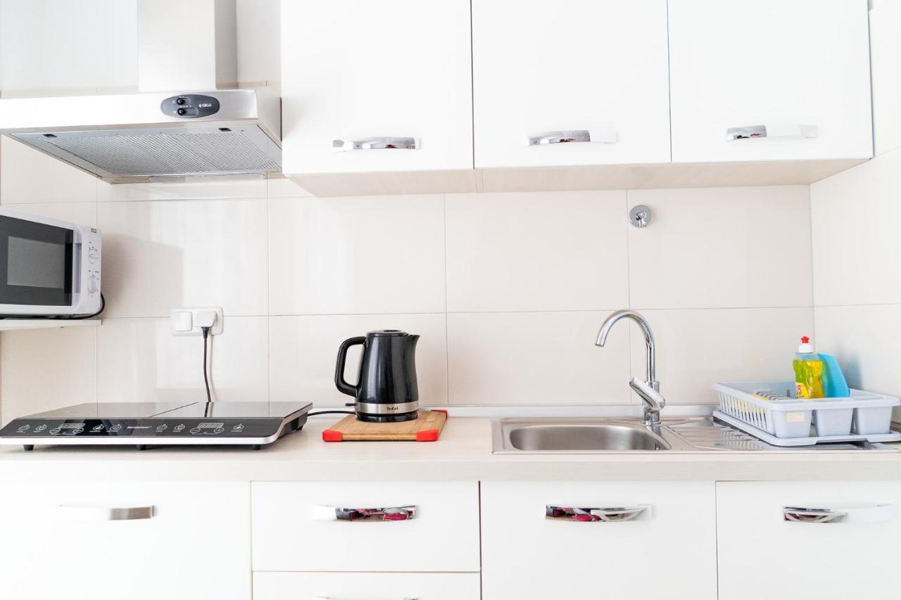 Apartment Mladen Биоград на Мору Екстериор снимка