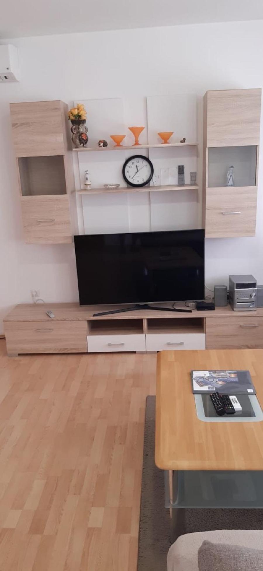 Apartment Mladen Биоград на Мору Екстериор снимка