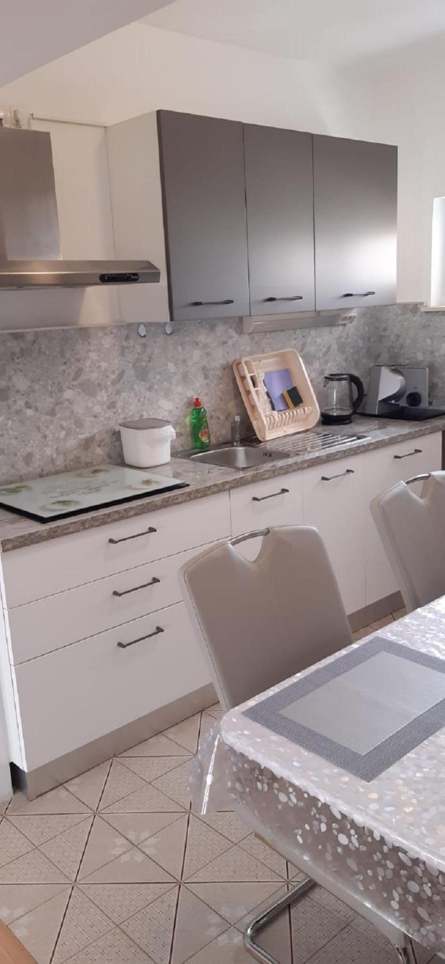 Apartment Mladen Биоград на Мору Екстериор снимка