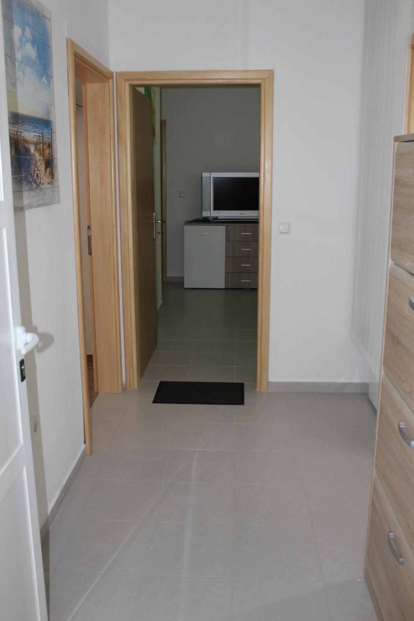 Apartment Mladen Биоград на Мору Екстериор снимка